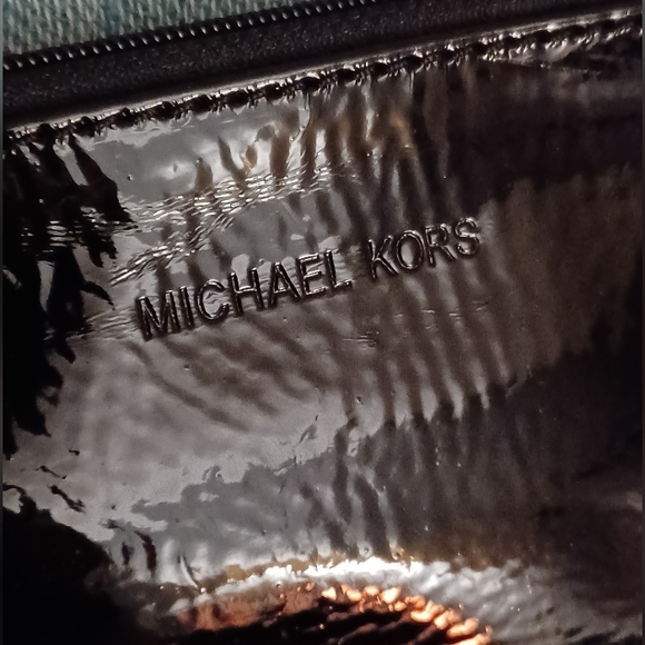 Michael Kors PVC Black and Clear Tropical Bag w/ wallet - Picture 6 of 7